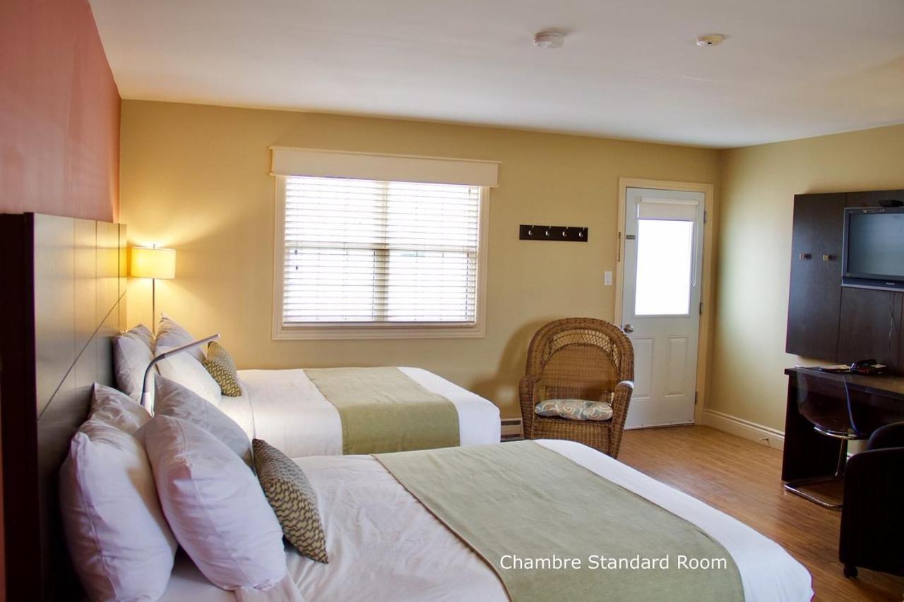 Parlee Beach Motel เชดิแอก ภายนอก รูปภาพ