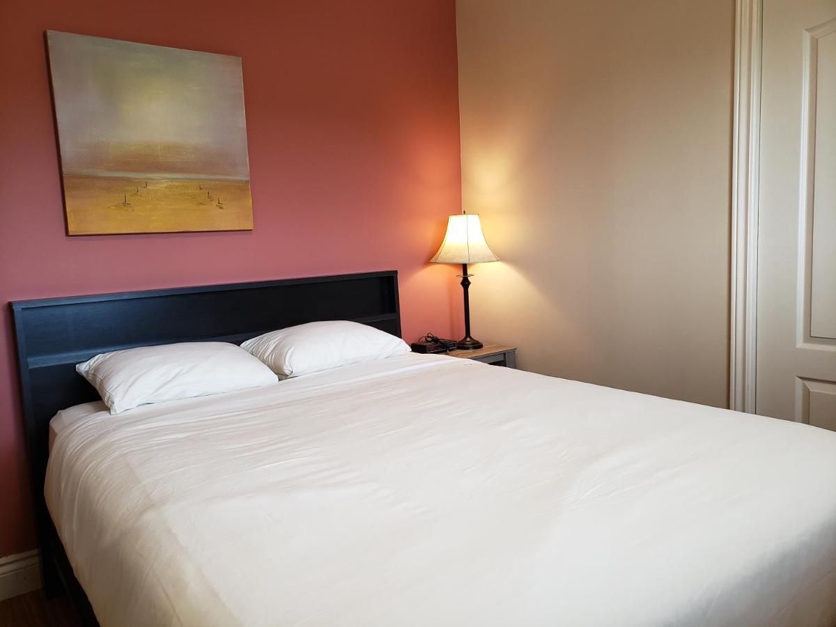 Parlee Beach Motel เชดิแอก ภายนอก รูปภาพ