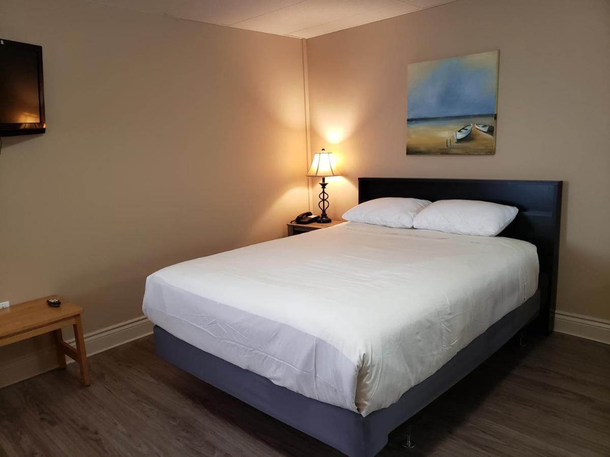 Parlee Beach Motel เชดิแอก ภายนอก รูปภาพ